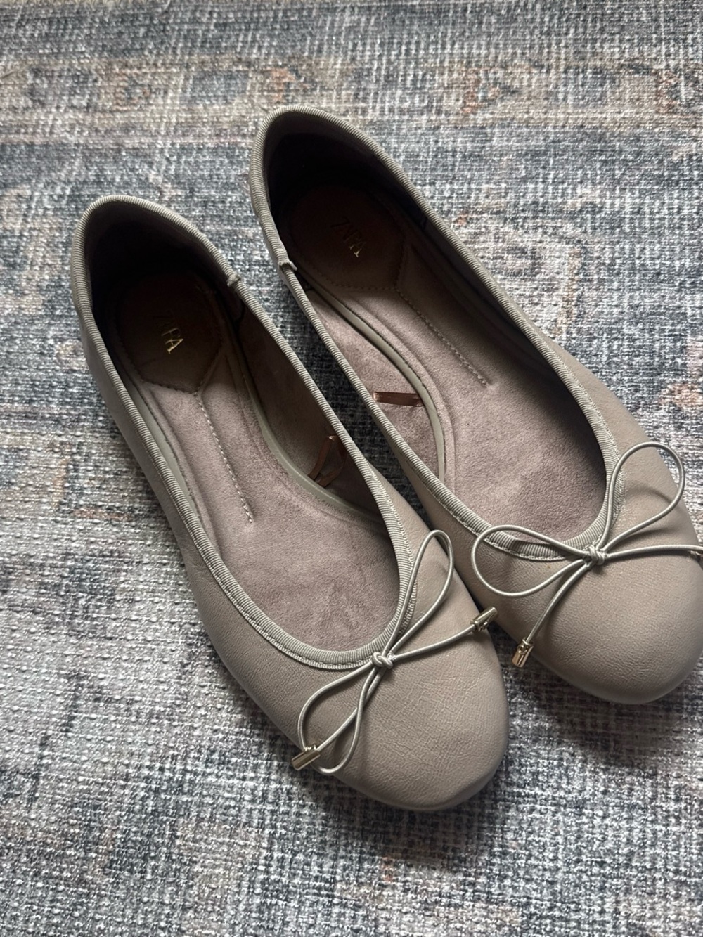 Zara Light Sage Ballet Flats with Bow Detail